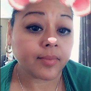 Meet your Posher, Elena